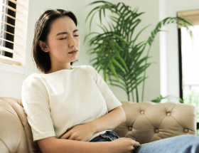 セックスレスと外イキだけの関係に悩む女性