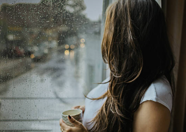 感じない自分はおかしいのではないかと悩む女性